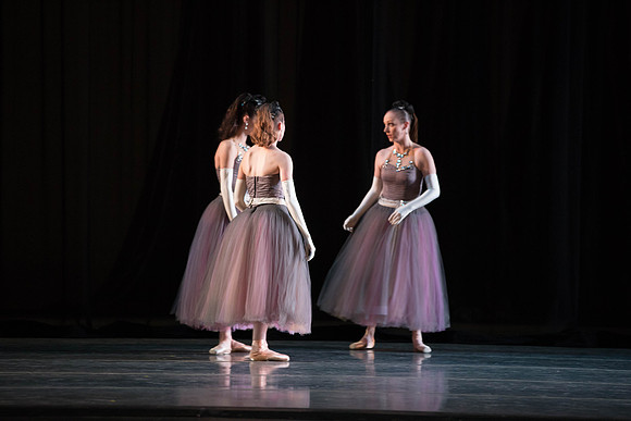 20180405_La Valse_Balanchine_Ravel__73A4125
