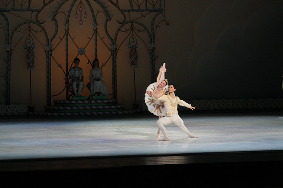 20141223_Nutcracker_ARTC_Pasdedeux_AL1B5689