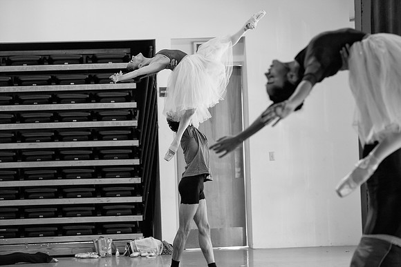 20110621_6000_DG_MCB-0521