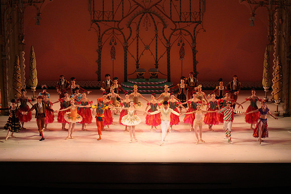 20141229_Nutcracker_WPB_Bows_CG3P4649
