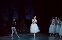 20161022_MCB_Giselle_Act2_2Cast_Tricia_Arsht_73A0018