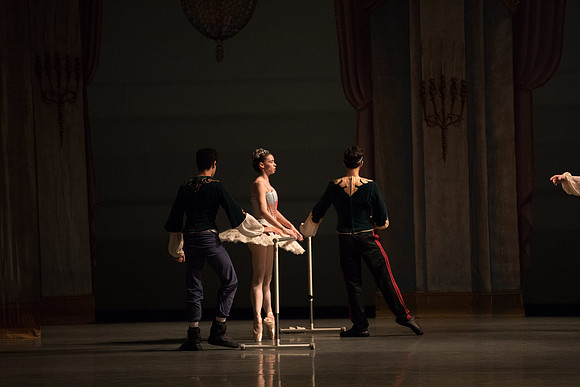 20180207_Theme_and_Variations_Backstage_73A0111
