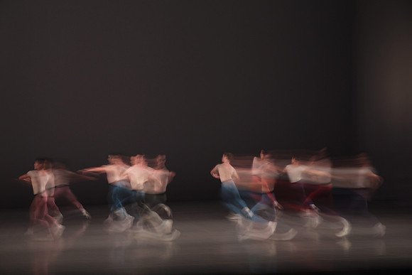 20170113_Glass_Motion_Blur_Samantha_PR_9C7C2341