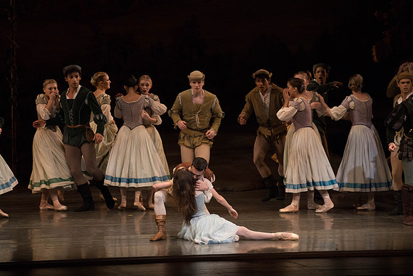 20161022_MCB_Giselle_Act1_2Cast_Tricia_Arsht_73A9336