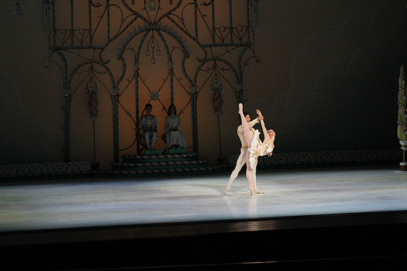 20141223_Nutcracker_ARTC_Pasdedeux_AL1B5741