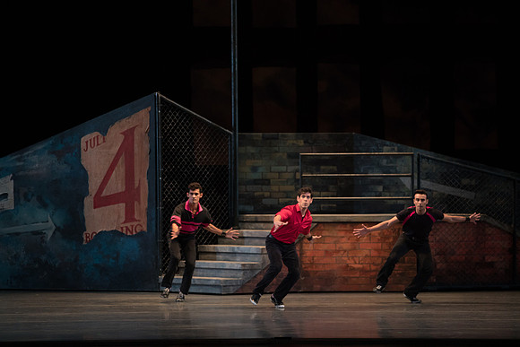20180111_West_Side_Story_Suite_73A7186