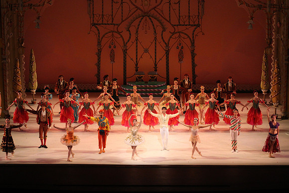 20141229_Nutcracker_WPB_Bows_CG3P4671