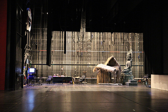20150226_The_Pearl_Fisher_Backstage_Props_9C7C0368