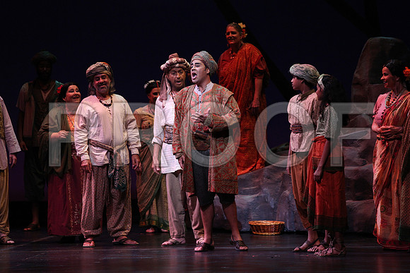 20150226_The_Pearl_Fisher_Act_29C7C0679