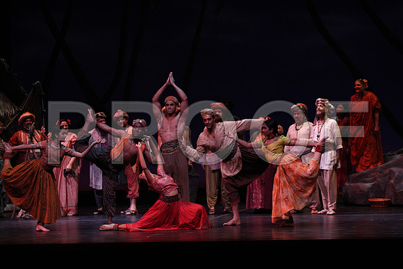 20150226_The_Pearl_Fisher_Act_29C7C0755