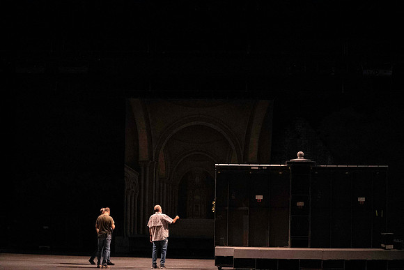 20240417_Swan_Lake_Back_Stage_DSC5454.ARW