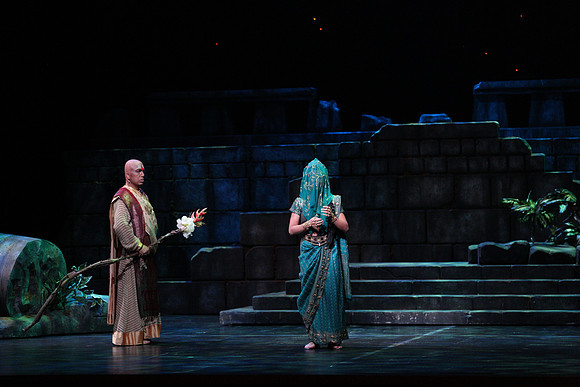 20150226_The_Pearl_Fisher_Act_39C7C1670