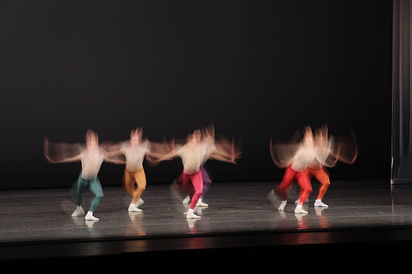 20170113_Glass_Motion_Blur_Samantha_PR_9C7C2308
