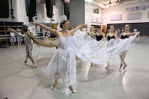 20160310_Midsummer_Act1_Studio_IMG_1428