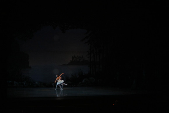 20151023_MCB_Swan_Lake_Prefomance_Arsht__75A2350