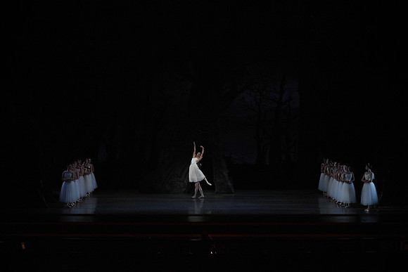 20161020_MCB_Giselle_Act1_DRSH_75A1547