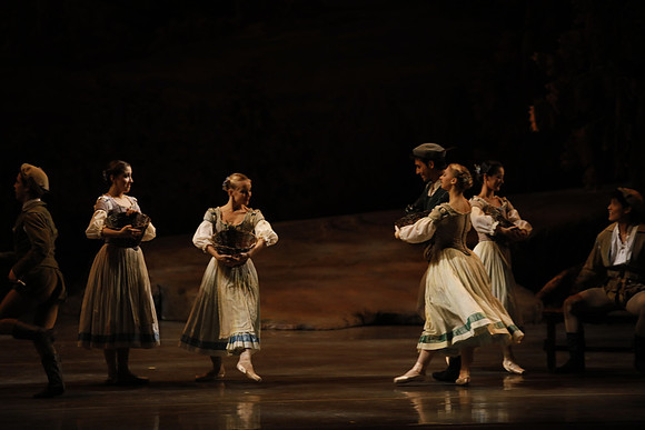20161023_MCB_Giselle_Act1_3Cast_Jennifer_Laurent_Arsht__73A1361