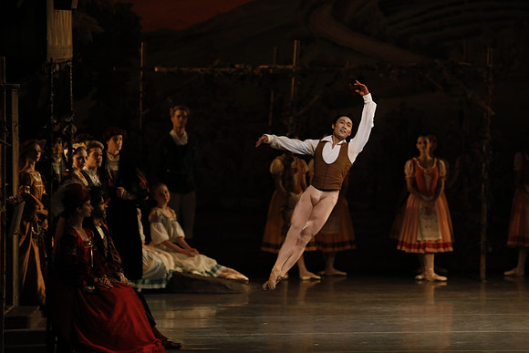 20161023_MCB_Giselle_Act1_3Cast_Jennifer_Laurent_Arsht__73A3351