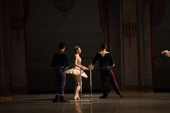 20180207_Theme_and_Variations_Backstage_73A0110