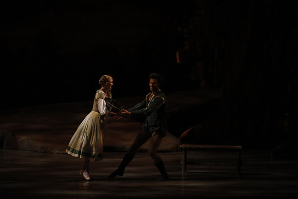 20161023_MCB_Giselle_Act1_3Cast_Jennifer_Laurent_Arsht__73A1346