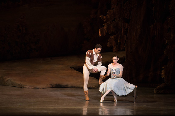 20161022_MCB_Giselle_Act1_2Cast_Tricia_Arsht_Arsht_73A5879