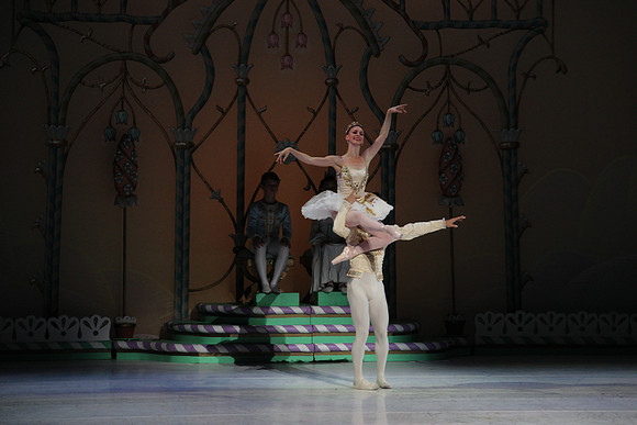 20141223_Nutcracker_ARTC_Pasdedeux_CG3P0994