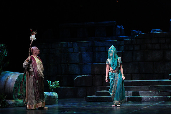20150226_The_Pearl_Fisher_Act_39C7C1656