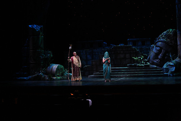 20150226_The_Pearl_Fisher_Act_39C7C1691