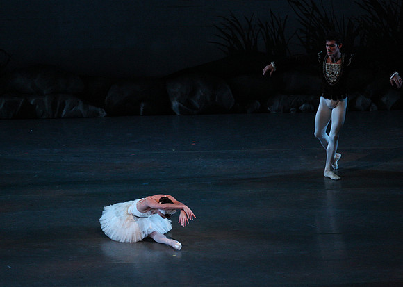 20151114_Swan_Lake_George_Balanchine_Kravis_IMG_6791