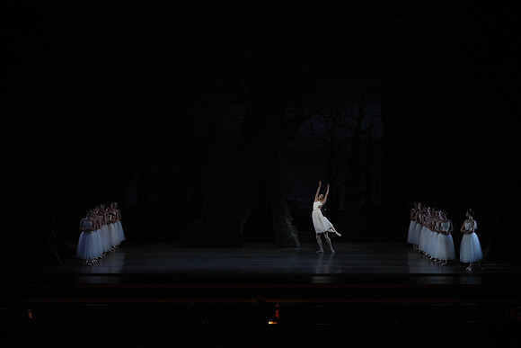 20161020_MCB_Giselle_Act1_DRSH_75A1538