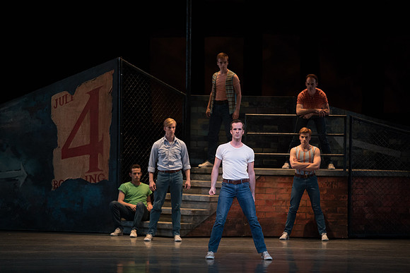 20180111_West_Side_Story_Suite_73A7128