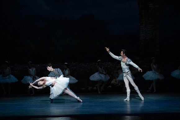 20240417_Swan_Lake_Act 4_2_Cast_DSC3063.ARW