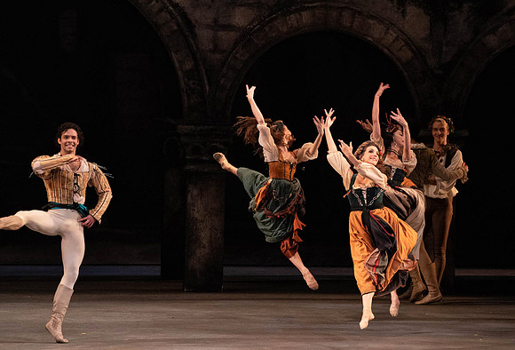 20221022_Romeo_and_Juliet_DSC1084 copy