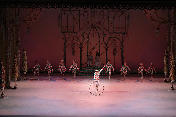 20141229_Nutcracker_WPB_Hoops_CG3P1475