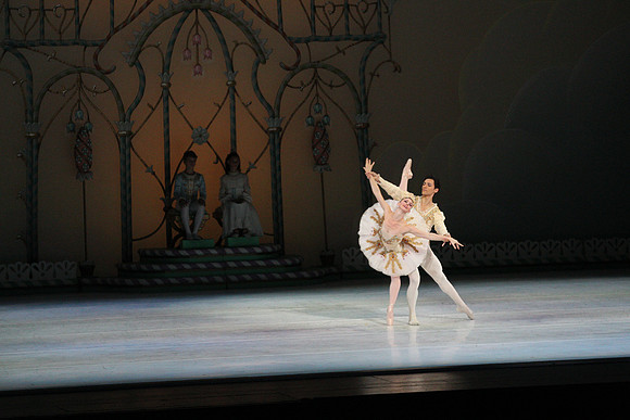 20141223_Nutcracker_ARTC_Pasdedeux_AL1B5758