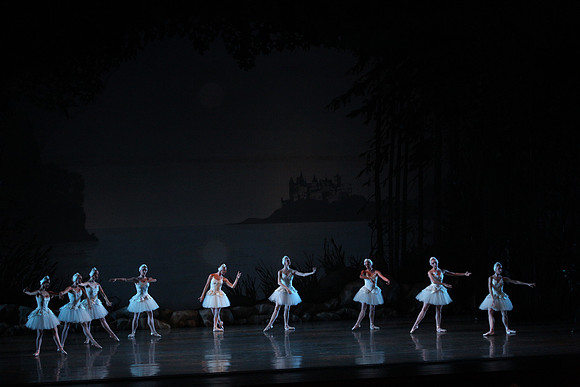 20151025_MCB_Swan_Lake_2Cast_Arsht_IMG_0119