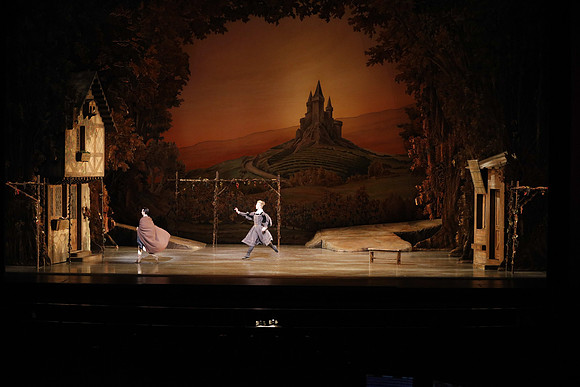 20161020_MCB_Giselle_Act1_2Cast_DR_No Makeup_Arsht_75A0056