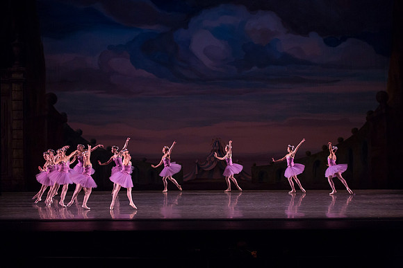 20150326_Raymonda_Variations_MCB_Kravitz_9C7C1607