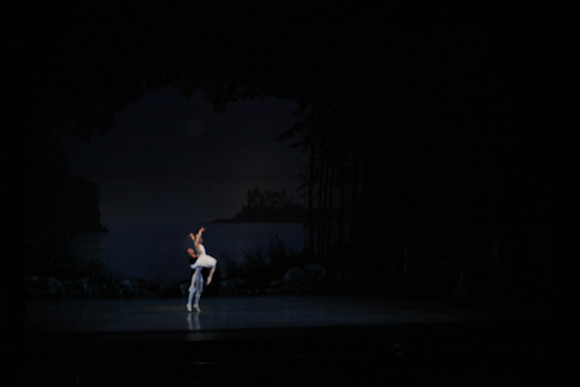 20151023_MCB_Swan_Lake_Prefomance_Arsht__75A2343