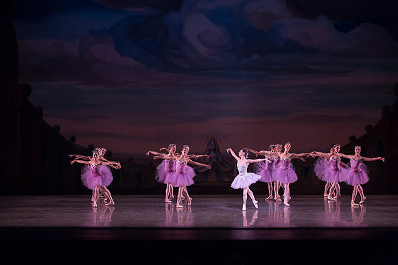 20150326_Raymonda_Variations_MCB_Kravitz_9C7C1634