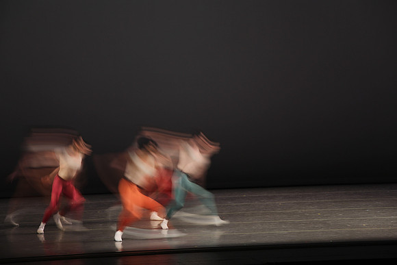 20170113_Glass_Motion_Blur_Samantha_PR_9C7C2241