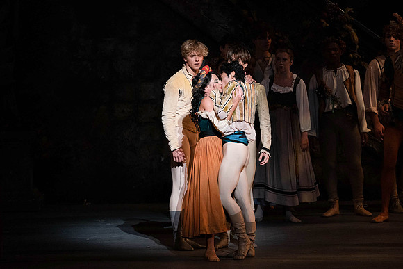 20221023_Romeo_And_Juliet_3_Cast_DSC2394