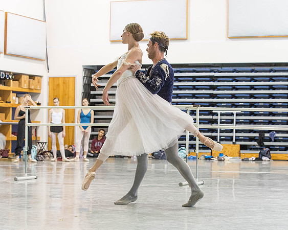 20161013_MCB_Giselle_Act1_Rehersal_Studio9C7C0069