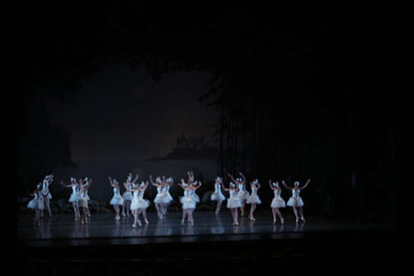 20151023_MCB_Swan_Lake_Prefomance_Arsht__75A2485