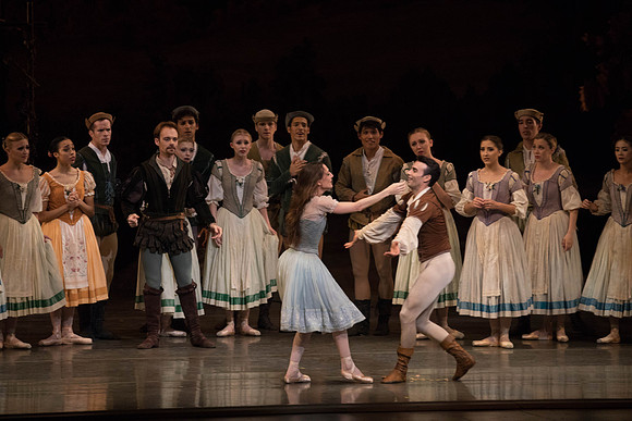 20161022_MCB_Giselle_Act1_2Cast_Tricia_Arsht_73A9314