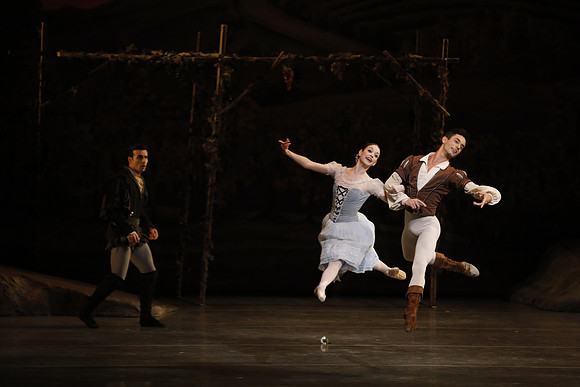 20161023_MCB_Giselle_Act1_3Cast_Jennifer_Laurent_Arsht__73A1686
