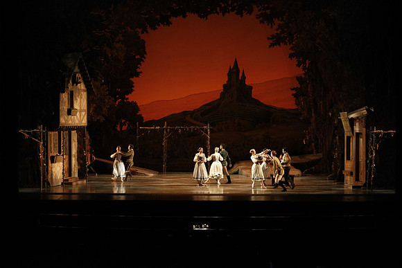 20161020_MCB_Giselle_Act1_2Cast_DR_No Makeup_Arsht_75A0019