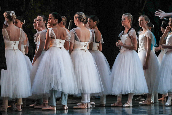 20161020_MCB_Giselle_2Cast_Act2_no Makeup_DRDA_Arsht_73A1433