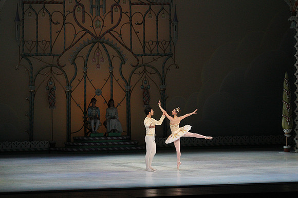 20141223_Nutcracker_ARTC_Pasdedeux_AL1B5793