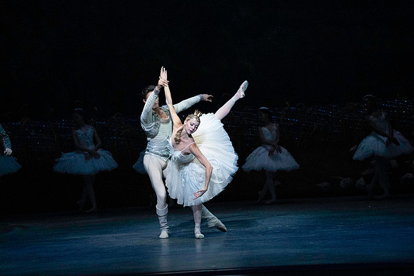 20240417_Swan_Lake_Act 4_2_Cast_DSC2987.ARW
